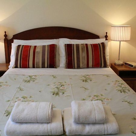 Sunnydale Guest House สแตรทฟอร์ด อะพอน เอวอน ภายนอก รูปภาพ