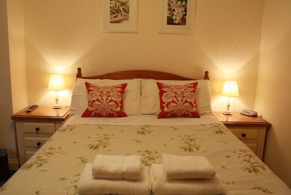 Sunnydale Guest House สแตรทฟอร์ด อะพอน เอวอน ห้อง รูปภาพ