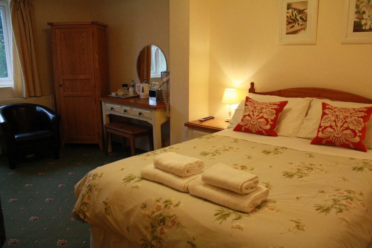 Sunnydale Guest House สแตรทฟอร์ด อะพอน เอวอน ภายนอก รูปภาพ
