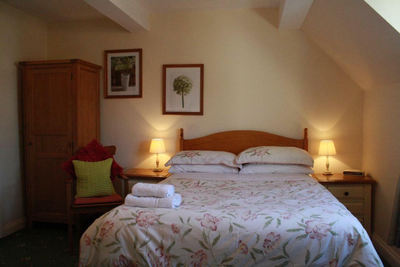 Sunnydale Guest House สแตรทฟอร์ด อะพอน เอวอน ภายนอก รูปภาพ